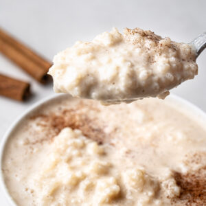spoonful of instant pot arroz con leche (rice pudding).