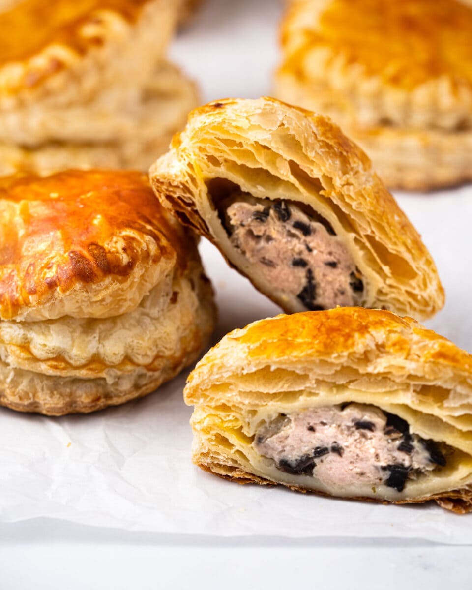 Pâté Chaud (Bánh Patê Sô / Vietnamese Meat Pastries) Savory Sweet Spoon